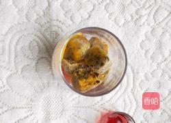 双色蔓越莓冰饮的做法图解3