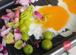 青椒炒谷物米饭的做法图解5