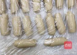 蛋黄酥的做法图解4