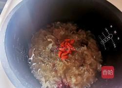 蔓越莓银耳羹的做法图解5