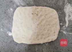 金枪鱼芝士披萨的做法图解8