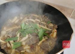 菌菇炒牛肉的做法图解9