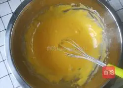 Cranberry Hollow Chiffon Cake Recipe Illustration 5