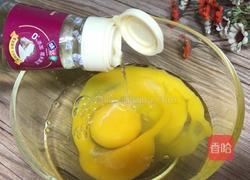 蚕豆米炒鸡蛋的做法图解3