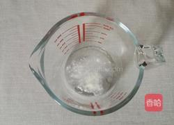 火腿肠煎蛋的做法图解3