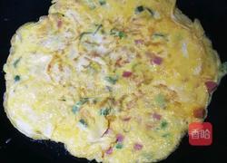 火腿肠煎蛋的做法图解8