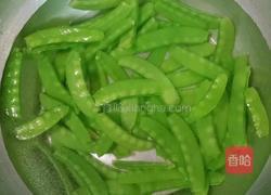 培根炒荷兰豆的做法图解6