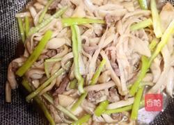 耗油手撕杏鲍菇的做法图解10