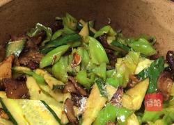 黄瓜炒猪头肉的做法图解12