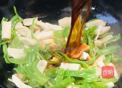青椒炒豆干边的做法图解11