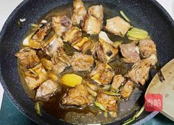 糖醋排骨的做法图解7