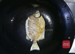 香煎金鼓鱼的做法图解10