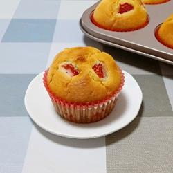 草莓马芬蛋糕的做法[图]