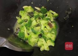 上汤西兰花的做法图解8