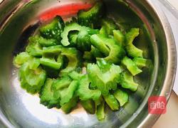 凉拌苦瓜的做法图解5