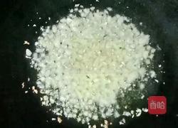 木耳西芹炒鸡肉的做法图解10