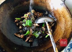 木耳青椒炒肉片的做法图解8