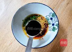 Illustration of spicy and sour cold noodles 7