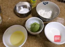 抹茶果浆三明治蛋糕 的做法图解1