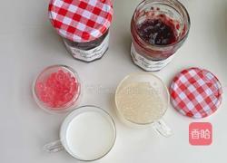 树莓果酱西米奶露的做法图解1