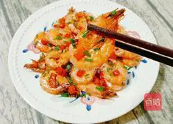 Illustration of how to make salt and pepper shrimp 16