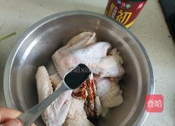 电饭锅焖鸡翅的做法图解2