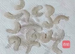 虾仁炒鸡蛋的做法图解2