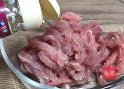 酱肉丝拌面的做法图解1