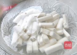 肉沫炒年糕的做法图解1