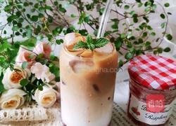 树莓冰拿铁的做法图解7