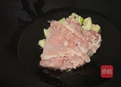 肉片炒西芹的做法图解3