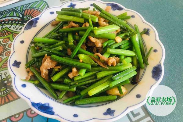 韭菜苔炒牛肉