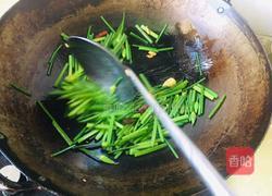 韭菜苔炒牛肉的做法图解3