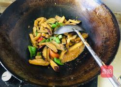 青椒西红柿炒茄子的做法图解8