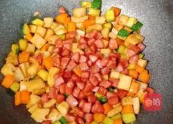 藕丁炒火腿的做法图解14