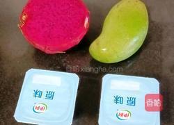 火龙果芒果酸奶冰棒的做法图解1