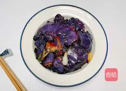 Illustration of spicy and sour purple cabbage recipe 12
