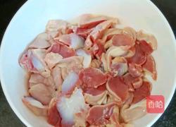 藕带炒鸡胗的做法图解1