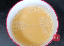 肉丸香肠炒泡面的做法图解6