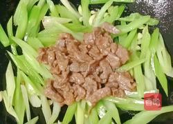 西芹炒肉丝的做法图解17