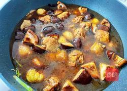 香菇栗子焖鸡翅的做法图解13