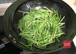 清炒红薯杆的做法图解3