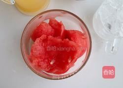 咸杨桃汁西瓜柠檬饮的做法图解3