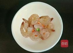 虾仁蒸蛋的做法图解1
