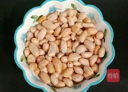 花生焖猪脚的做法图解1