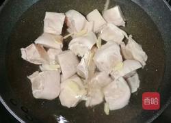 花生焖猪脚的做法图解5