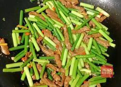 蒜苔炒牛肉的做法图解14