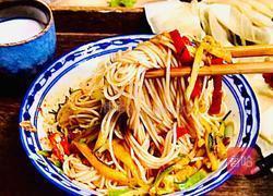 酸辣黄瓜拌面的做法图解11