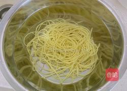 早餐快乐！火腿炒面！的做法图解2