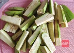 咸鱼烧茄子的做法图解3